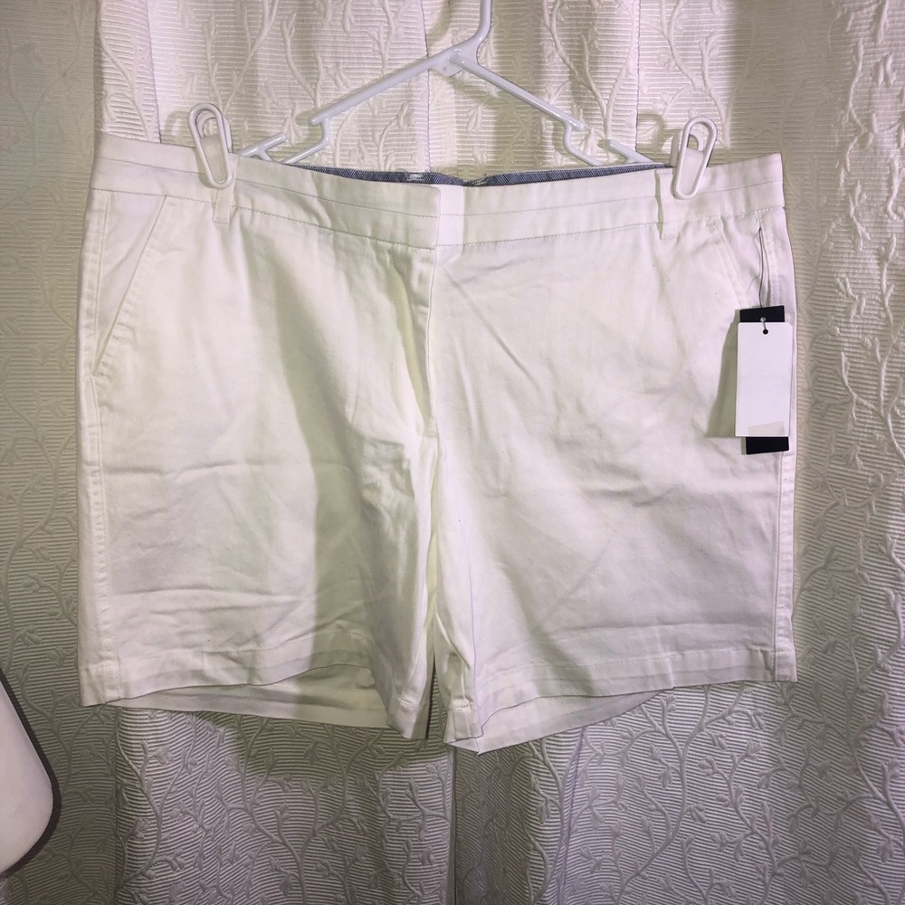 Land’ N Sea shorts